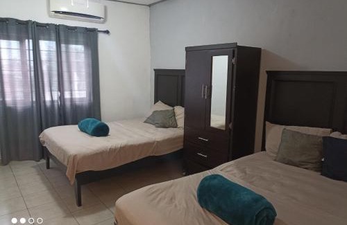 Francisco Villa Apartment | Depa sencillo, 10 min malecon