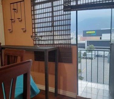Quito Apartment | Departamento Amoblado en Quito Norte, sector la Udla Universidad Av Granados