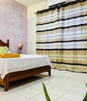 Tuxtla Gutierrez Apartment | Departamento Casa Amarilla con aire acondicionado