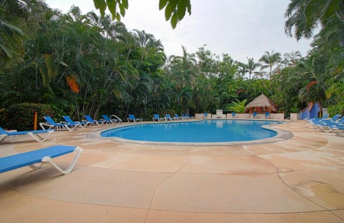 Fluvial Vallarta Apartment | Departamento con Alberca en Condominios Marbella Puerto Vallarta
