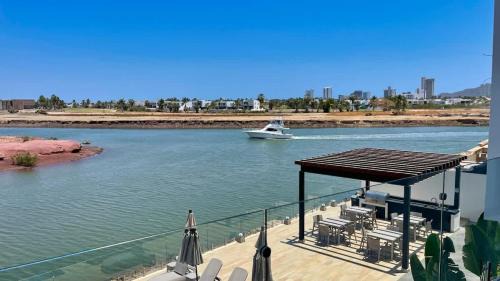 Marina Mazatlan Apartment | Departamento en Marina Mazatlán, a 5 min de playa, con Alberca - 3D