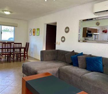 Playa Diamante Apartment | Departamento en Pb frente a la alberca