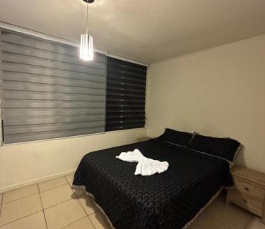 Las Rejas Apartment | Departamento Equipado con cocina y WIFI, Excelente Ubicacion cerca del Metro
