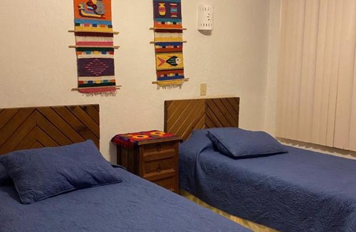 Playacar Fase I Apartment | Departamento frente al mar con dos recámaras y seguridad 24 h a dos cuadras de la Quinta Avenida