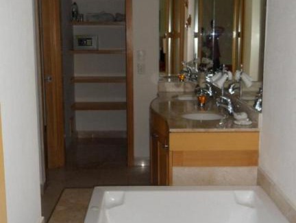 Playa Diamante Apartment | Departamento frente al mar en Condominio Tikal