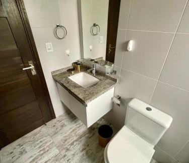 Tropical Lowlands Apartment | Departamento moderno cerca de la Av América Cochabamba