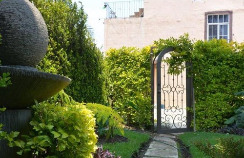 Cuernavaca Apartment | Departamento Planta Baja en condomino con Alberca y Vigilancia