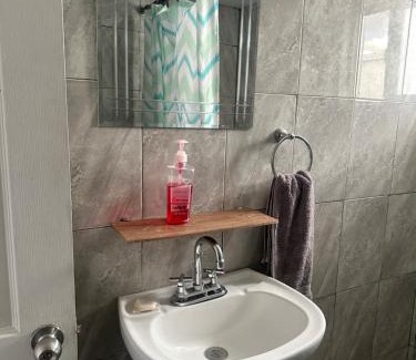 Chihuahua Apartment | Departamento privado con cochera y WIFI alta velocidad