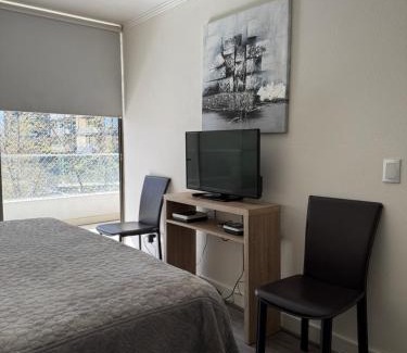 Yerbas Buenas Apartment | Depto a 2 pasos Mall Parque Arauco 301