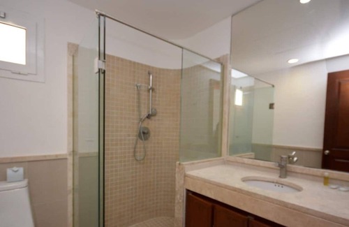 12th Street Apartment | Depto at 3 min Walking From Mamitas and the 5ta av