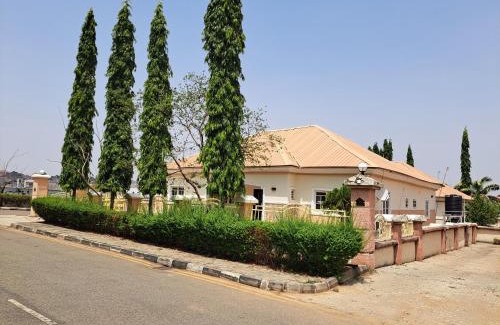 Abuja Apartment | DeraDavids Apartment