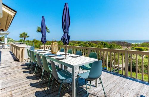 Isle of Palms House | Derby by AvantStay Beautiful Oceanfront Home w Incredible Views