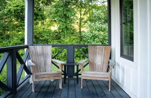 Dillard Cottage | Derby Cottage at Julep Farms