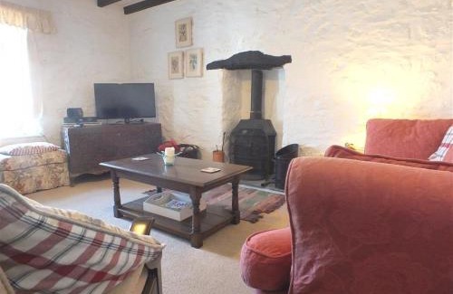 Newport House | Derlwyn