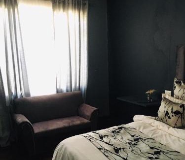 Greater Johannesburg Metropolitan Area Bed & Breakfast | Derrick Guest House