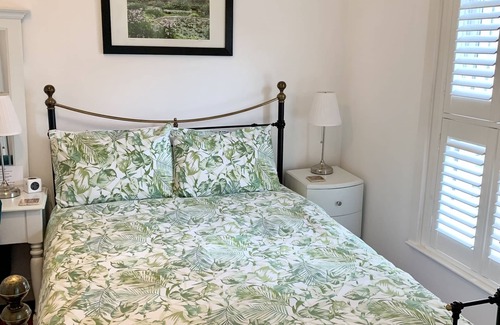 Larne Bed & Breakfast | Derrin Guest House