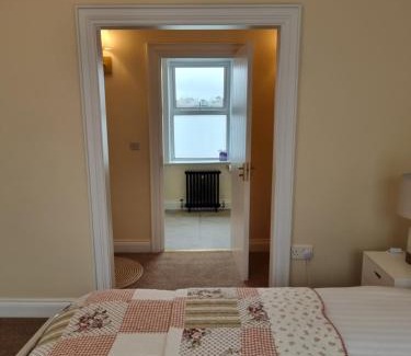 Bogside House | Derry Wall's Suite