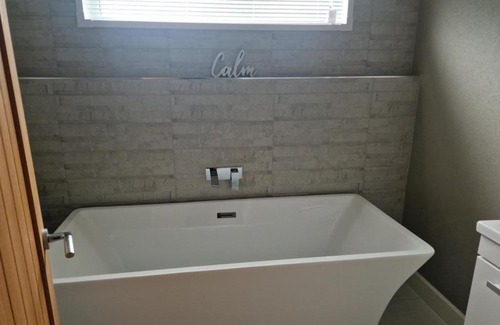 Llanfair Caereinion House | Derwen 2 Bedroom Luxury Lodge