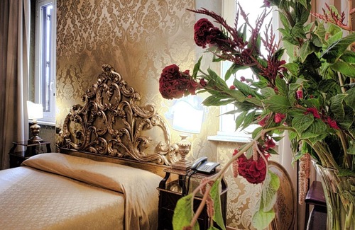Salario Hotel | Des Epoques Hotel