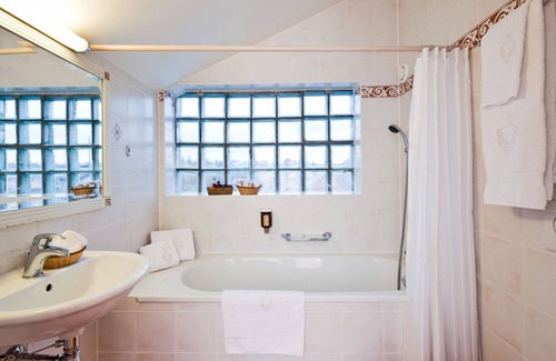 Plan-les-Ouates Hotel | Des Horlogers