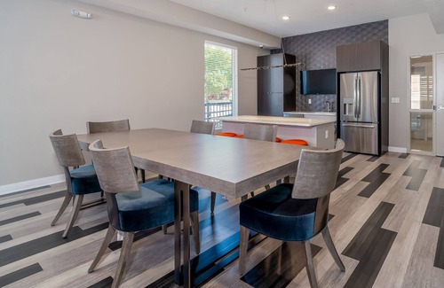Downtown Des Moines Apartment | Des Moines Heavenly 1BD 1BA Downtown Apartment