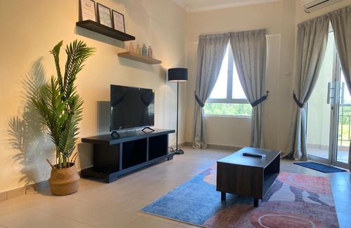 Bandar Penawar Apartment | Desaru Beach Family Suite 5G Wifi NetFlix D0308