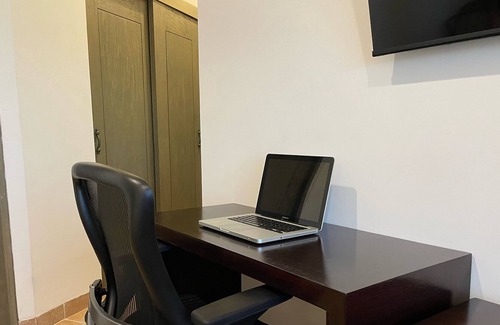 La Paz House | Description of House