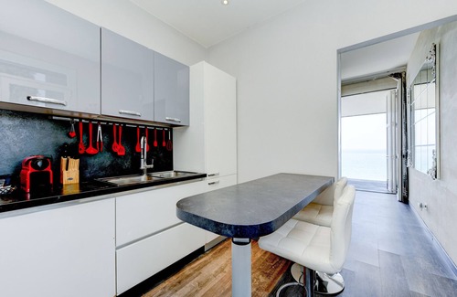 Desenzano del Garda Villa | DesenzanoLoft Villa Meraviglia on the lake