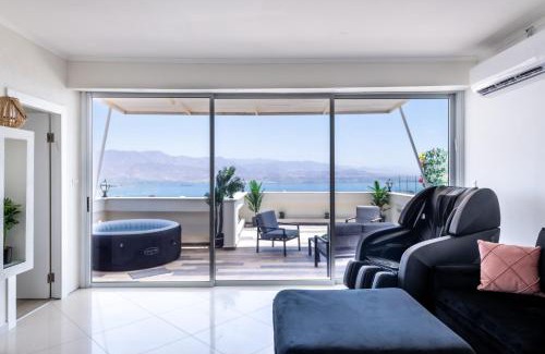 Eilat Apartment | Desert and Sea-penthouse Full Sea view