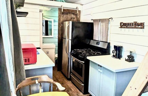 Julian House | Desert Blue Dream - Adorable Tiny House in the Mountains of Julian