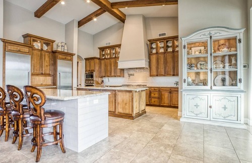 Tierra Feliz North House | Desert Dreams with Mountain Views & a Private Resort in Paradise Valley