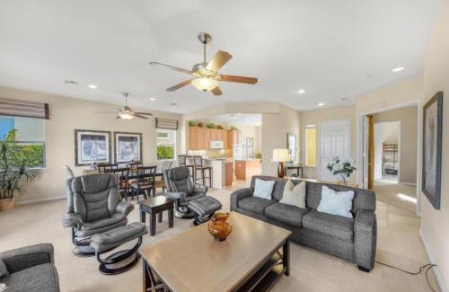 Indio House | Desert Fairway Oasis