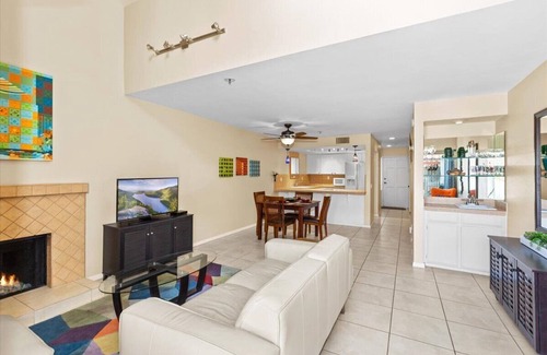 Baristo Condo | Desert Gem in the Heart of Palm Springs