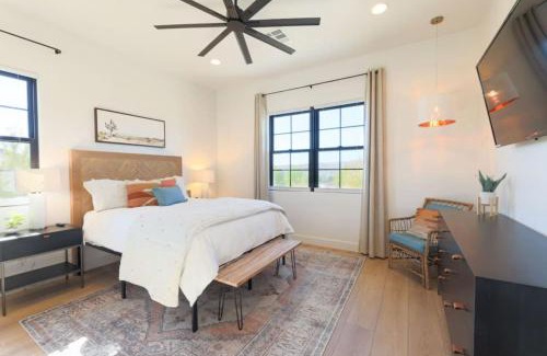 Hurricane House | Desert Haven near Zion Pool and Hot Tub