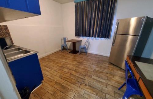 Downtown Las Vegas Hotel | Desert Hills Motel