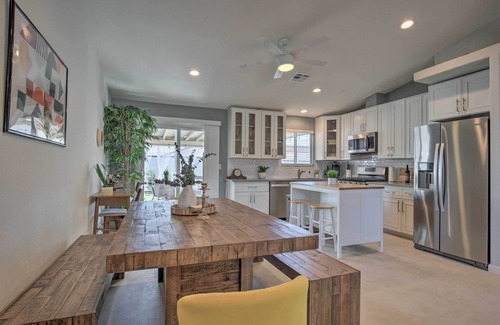 Desert Hot Springs House | Desert Hot Springs Home w/Pool & Gas Grill!
