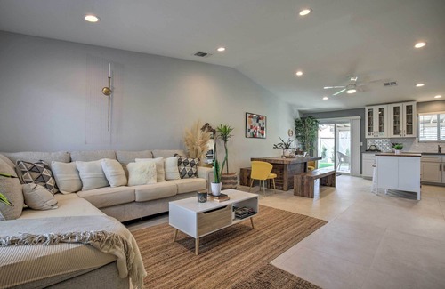 Desert Hot Springs House | Desert Hot Springs Home w/Pool & Gas Grill!