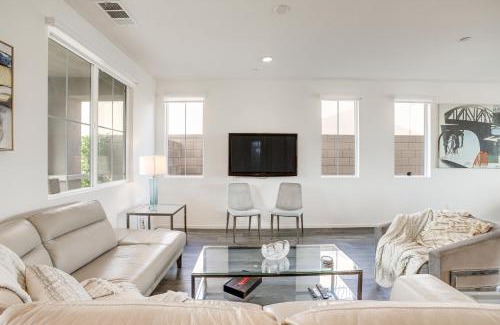 Desert Hot Springs House | Desert Hot Springs Vacation Home with Community Pool