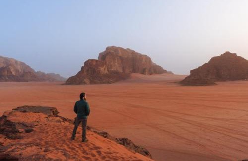 Wadi Rum Hotel | Desert Mountain Camp
