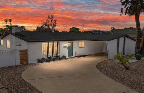 Tempe House | Desert Oasis in Tempe w/Pool and Arcade