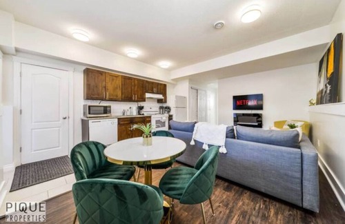 Jasper Place House | Desert Oasis Suite - KING Bed - Fireplace - WiFi!