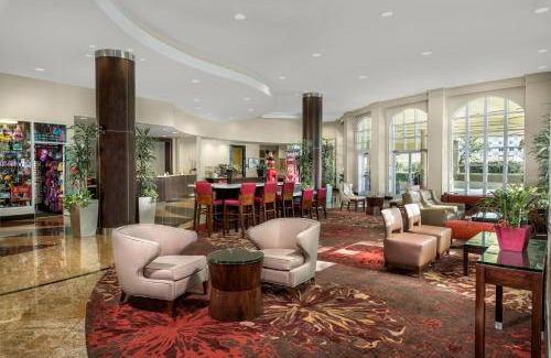 Anaheim Resort Hotel | Desert Palms Hotel & Suites Anaheim Resort