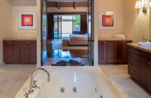Vista Las Palmas House | Desert Solstice