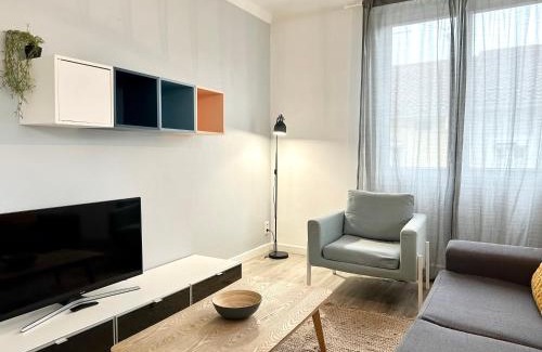 Mont-de-Marsan Apartment | Design Moderne Spacieux - Hyper Centre - Parking