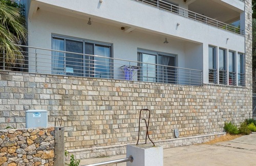 Ulcinj Villa | Design villa for 7, phenomenal seaview in a peaceful cul de sac in Montenegro