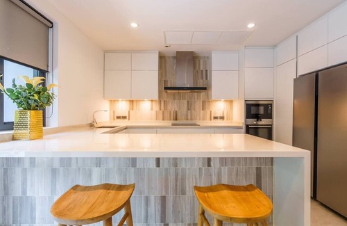 Khlong Tan Nuea Villa | Designer 49 Pool Villa