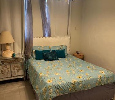 McGinley Square Apartment | designer abode condo min to Manhattan in jersey city