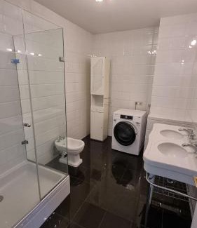 Gersthof Apartment | Designer Apartments