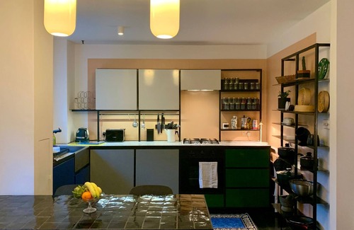 Bow Apartment | Designer, cosy garden flat in East End/pet friendly, great locale/Abba