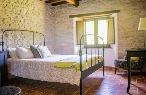 Amandola House | Designer Country Villa "Casa Lera" with Pool and Vineyard